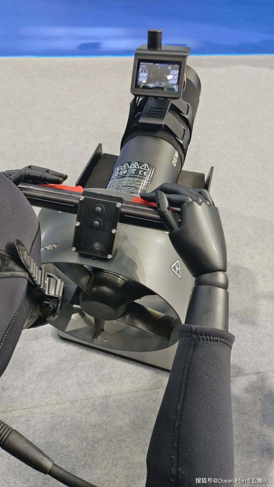 高精尖水下装备:潜水员水下定位通信系统_技术_产品_导航