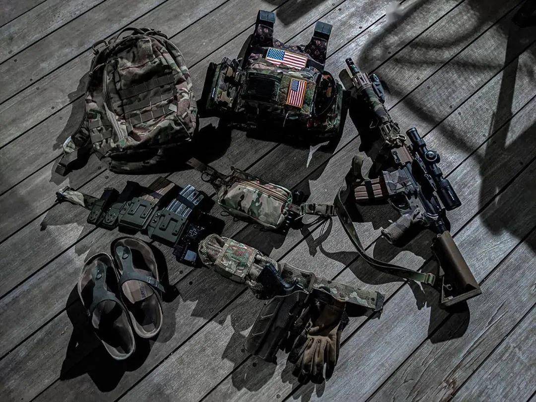 【军潮范儿】看看海外军迷的战术穿搭