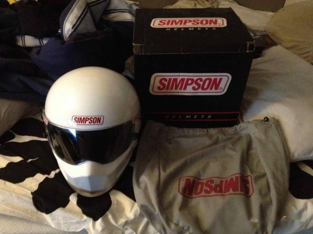 宇宙最强stig的simpson头盔hans背背佳,正式登陆酷乐商城