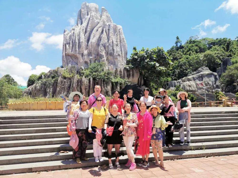 "海南人游海南"首发团成功举行_旅游