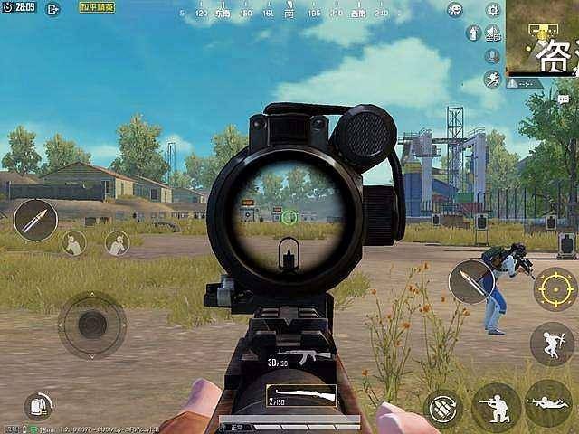 因为在游戏里8倍镜能放大的视野是最大的,所以8倍镜的狙击枪爆头率是