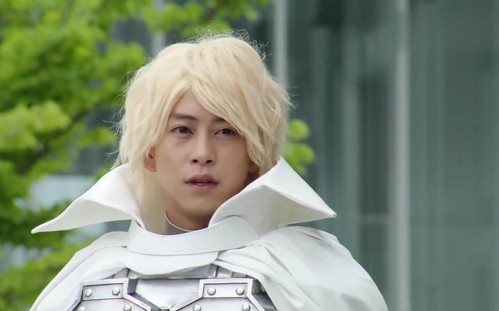 这年头谁还不是个神盘点假面骑士中被称为神的强大角色