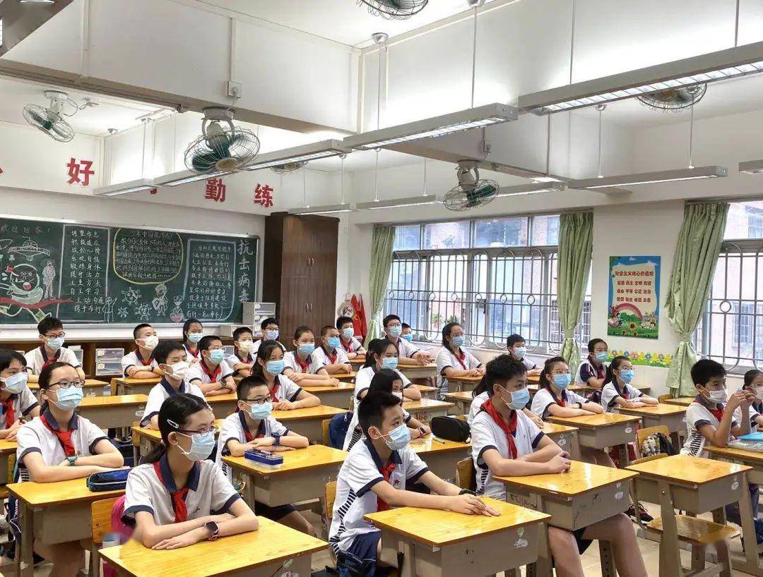 清水濠小学第一批学生今日返校,复课第一讲温馨感人!