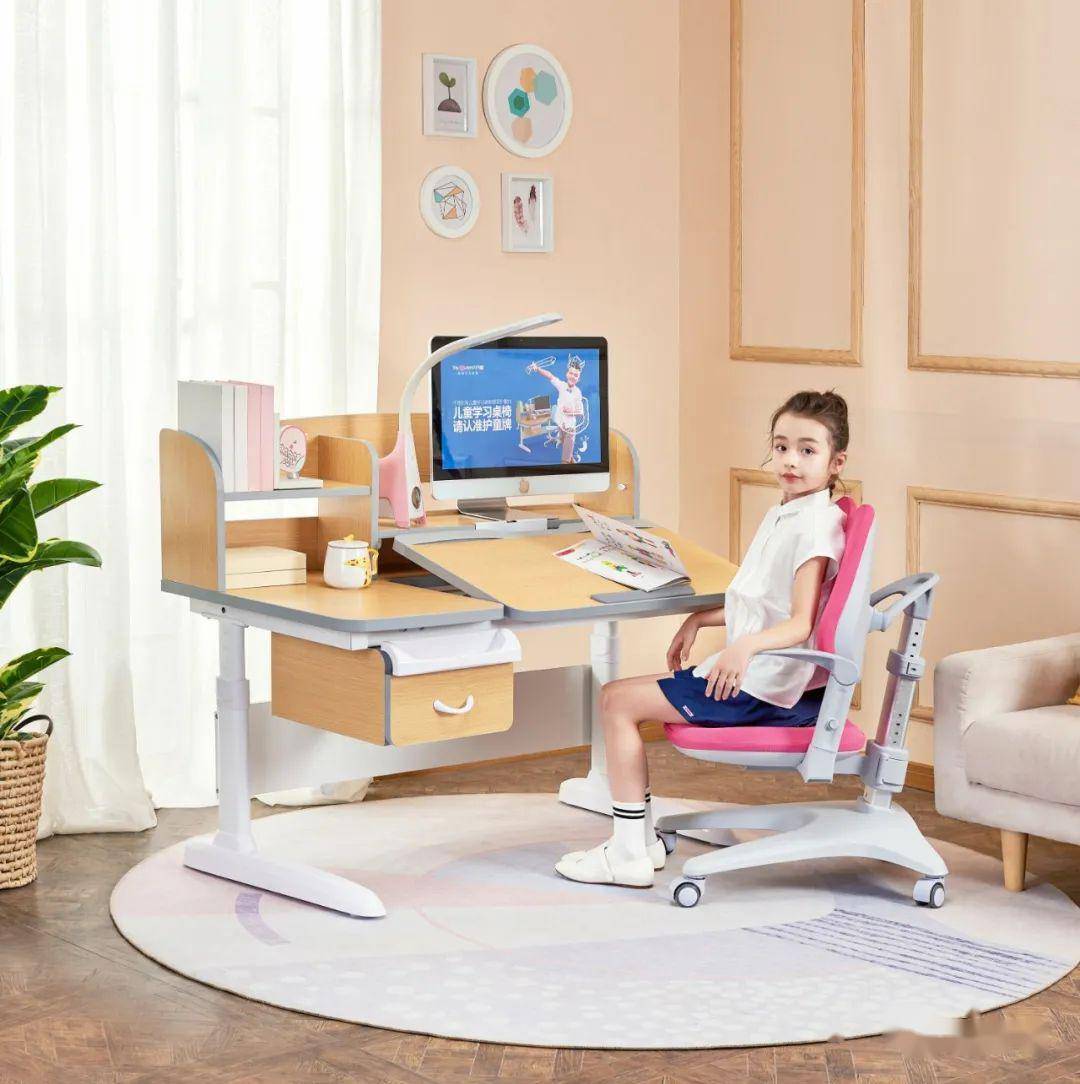 护童马上六一了护童给宝贝们准备了一些礼物