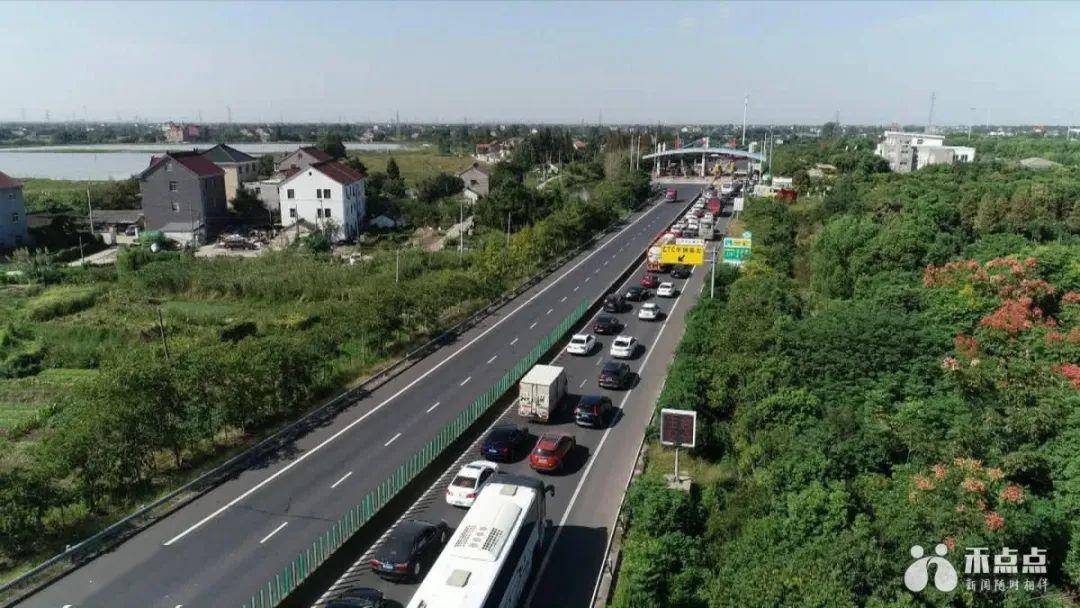 注意5月26日起乍嘉苏高速公路将对路面进行管制