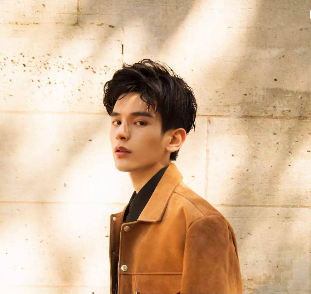 适合学生撩妹的12款男生发型