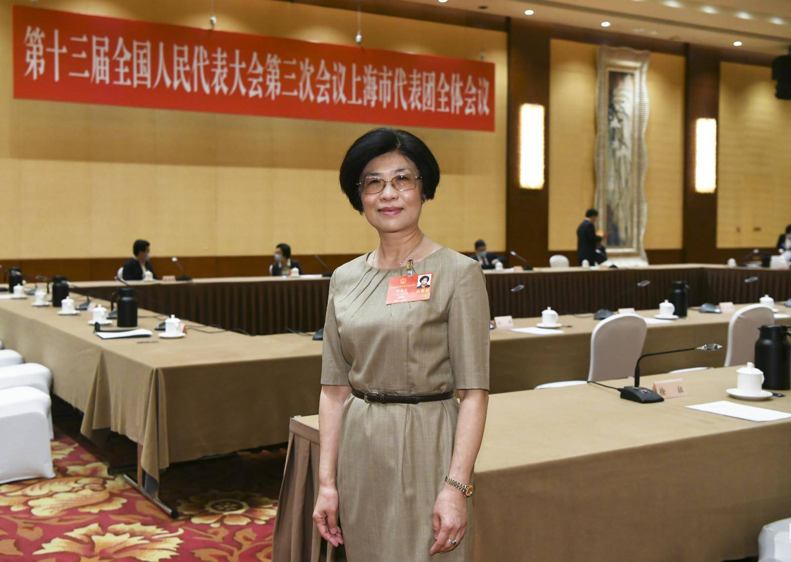 关注民法典草案陈晶莹代表以人为本与时俱进编篡一部真正属于中国人民