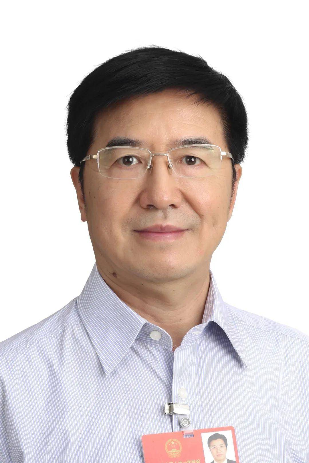 提升高等教育服务国家能力访全国人大常委会委员教科文