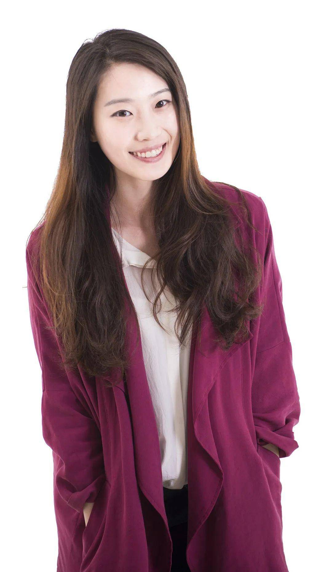 "舞蹈演员大赛十佳,全国大学生艺术展演一等奖沈静雯舞蹈专业骨干教师