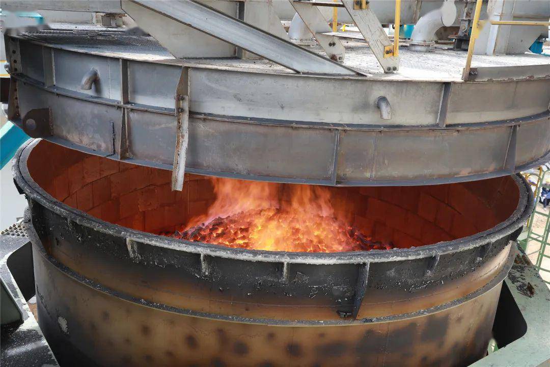 5米大型顶装焦炉投产!