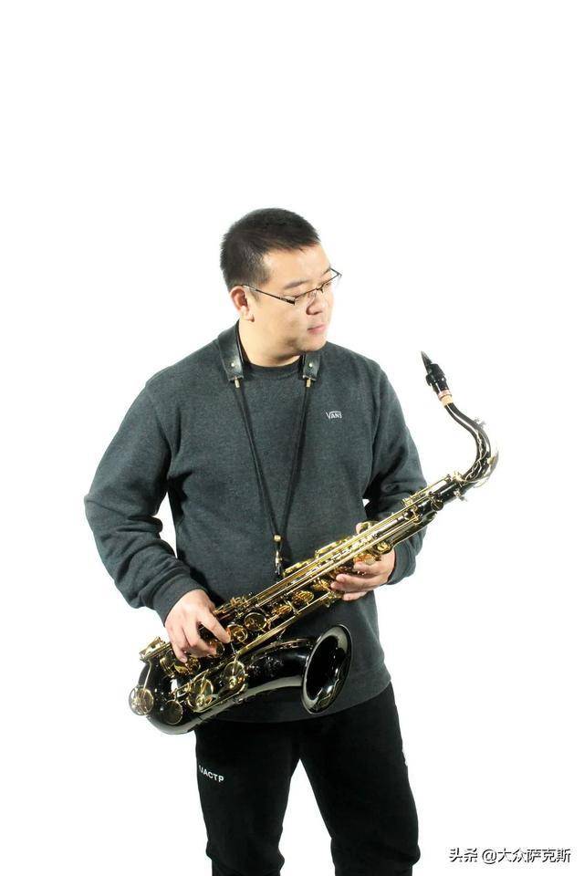 萨克斯对身体健康的四大帮助,每次吹萨就是在做身心健康的锻炼