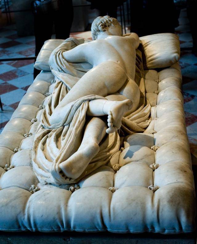 贝尼尼|将坚硬的大理石,雕刻出"婴儿皮肤"般的质感,美轮美奂