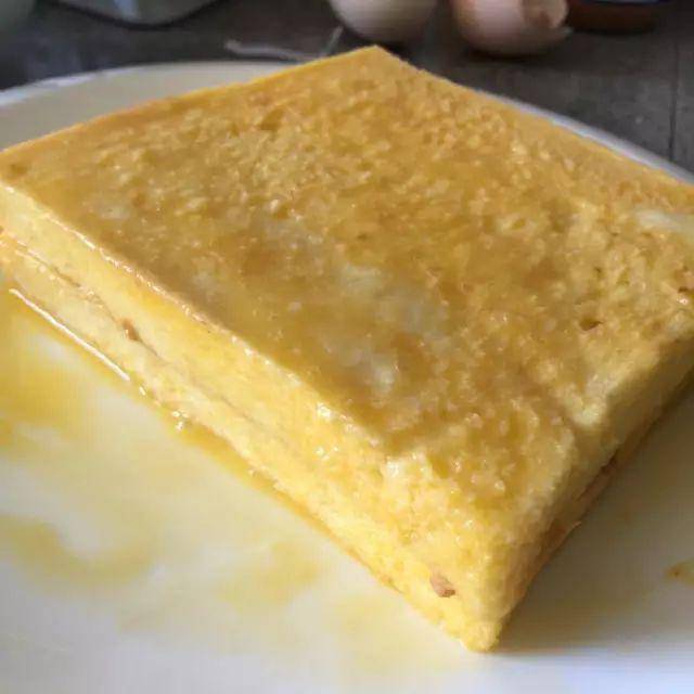 早餐食谱港式黄金西多士的做法