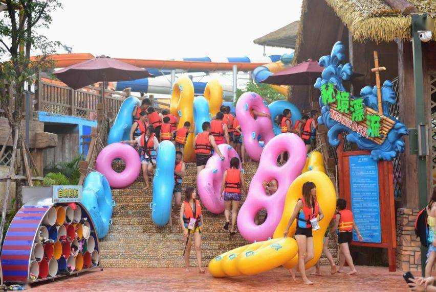 百色欢乐小镇即将强势回归超大规模风车海洋福利红包开园日就在