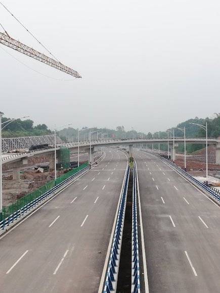 华岩隧道西延伸段主线月底具备通车条件 金家湾立交改造今年底竣工