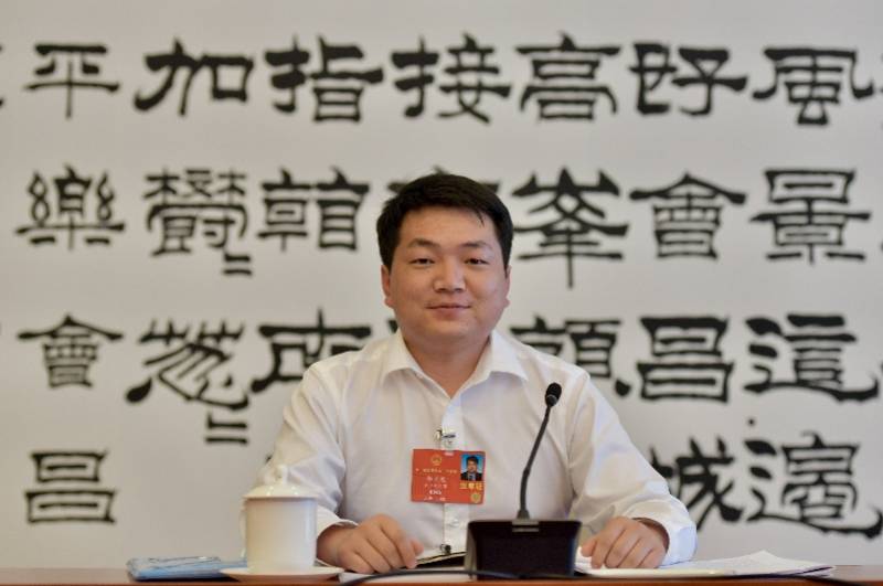 人大代表杨金龙防未成年人沉迷网游不仅要实名制也要实人认证