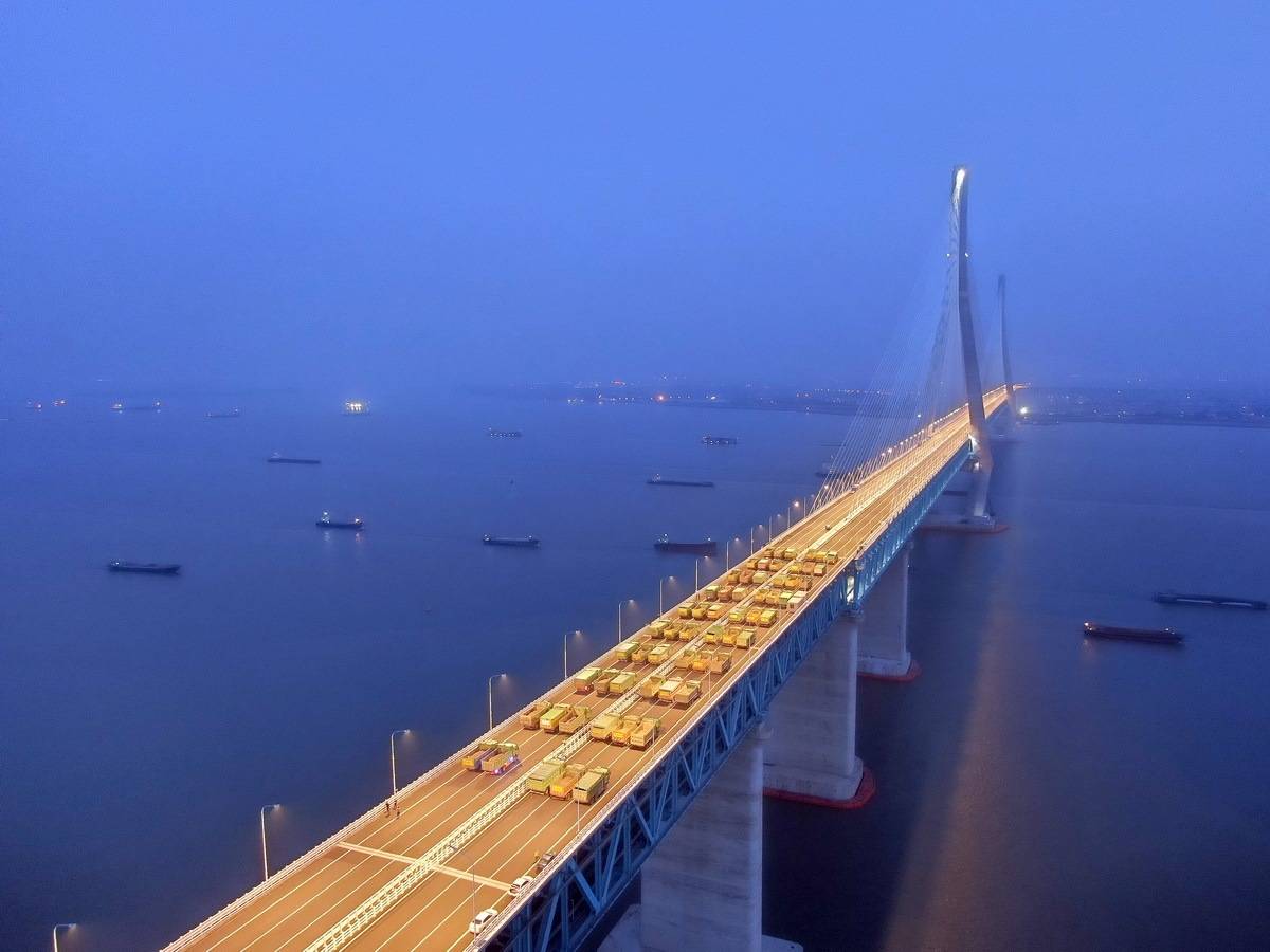 沪通长江大桥主航道桥荷载试验圆满完成