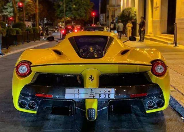 沙特王子度假带6辆顶级超跑车牌都是14最便宜的车都1300万