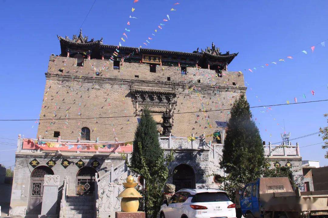 神秘的河曲长城护城楼,为啥上面还有座庙?