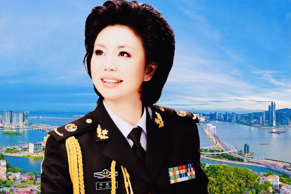 迎八一著名女高音歌唱家江如虹演唱战士与母亲全网上线