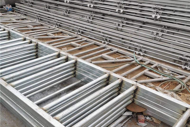 牛场定位栏一牛一位不抢食不打架自锁式牛颈枷