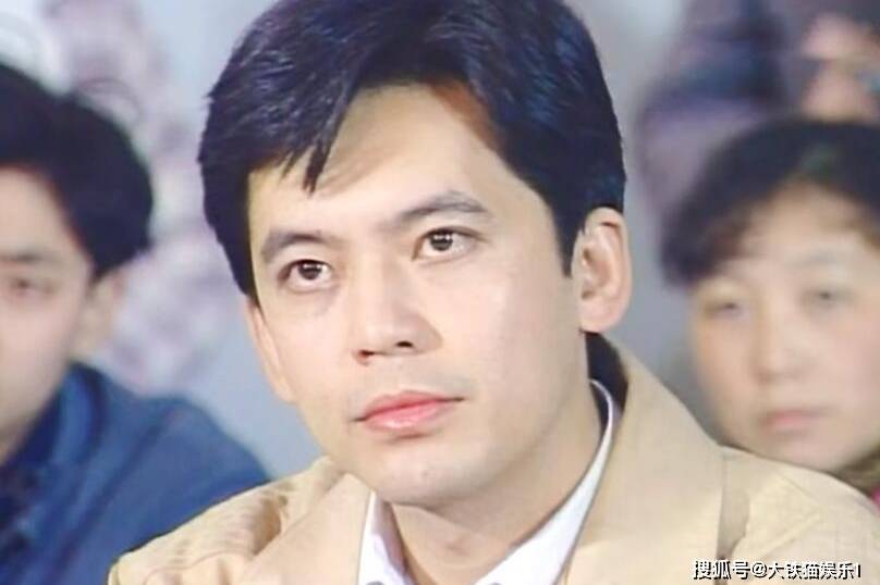 情史干净的8位男星 个个娶初恋恩爱几十年 娱圈再浊他们独清 何政军 情史干净的8位男星 个个娶初恋恩爱几十年 娱圈再浊他们独清 何政军