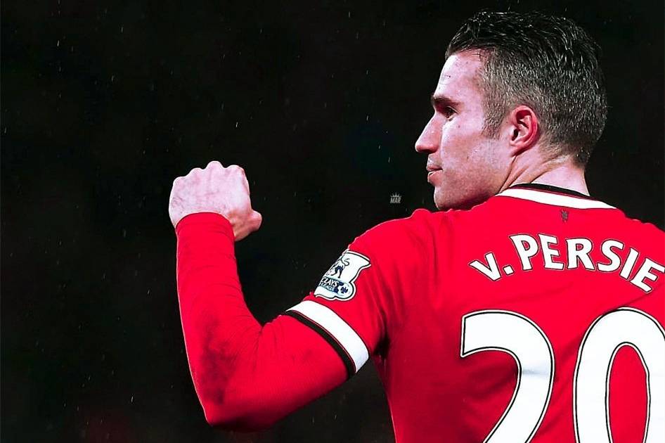 范佩西回归曼联拜仁12人同时上场埃兰加怒铲拉师傅