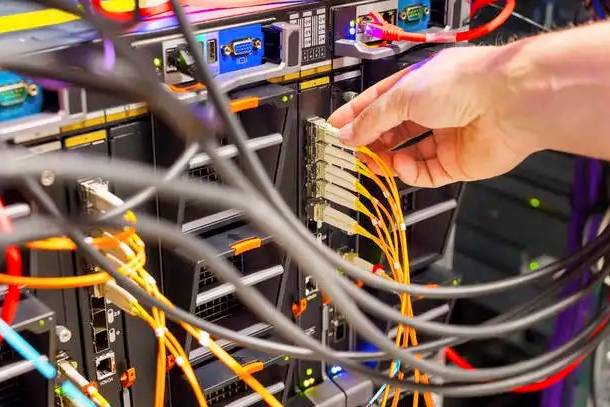 数据中心走线架(数据中心光纤理线)