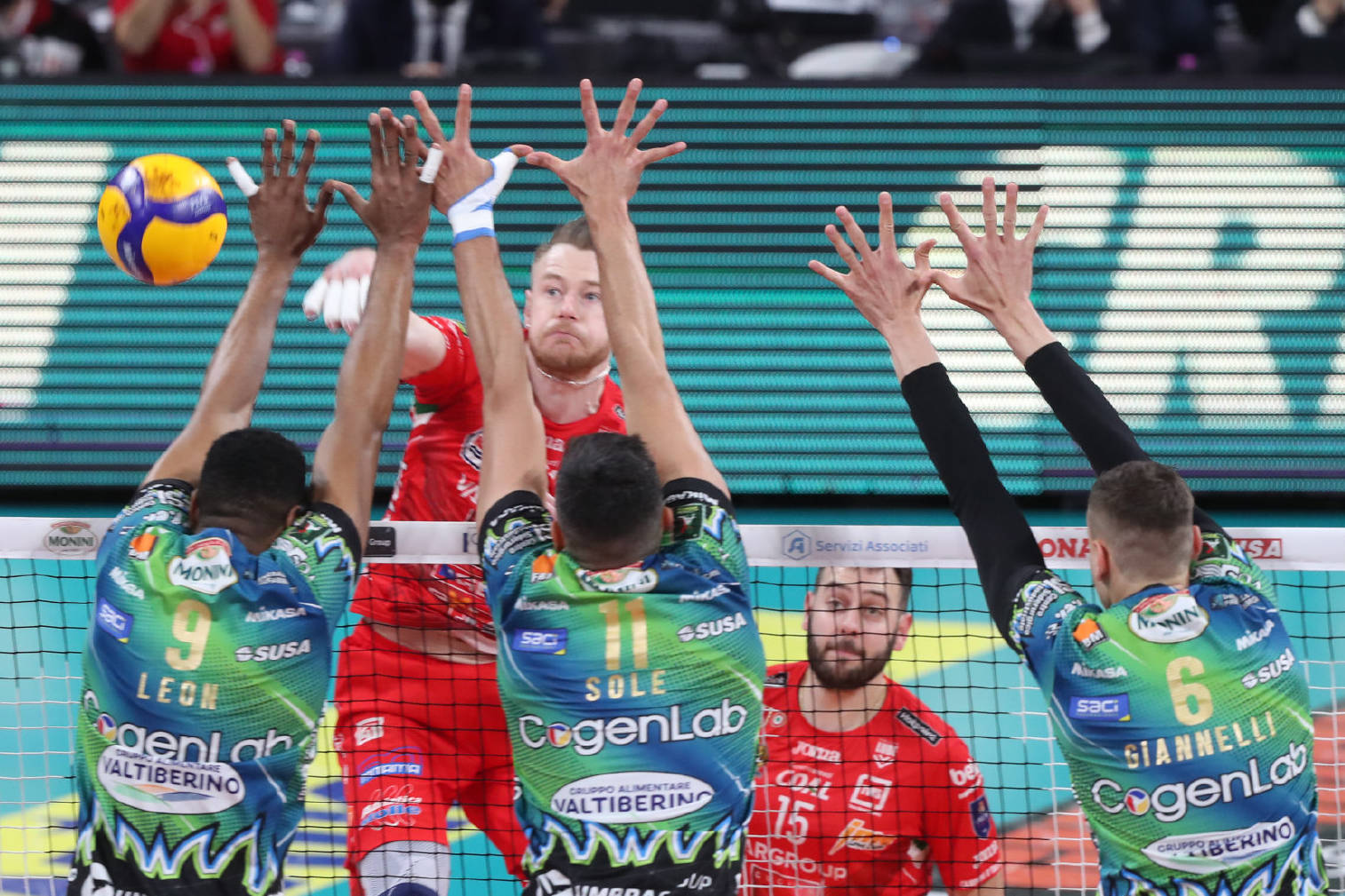 mvp西蒙意大利男排联赛决赛首回合奇维塔诺瓦32佩鲁贾hl