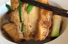 家常菜制作：香煎蚝油豆腐，调味料之间的搭配较关键