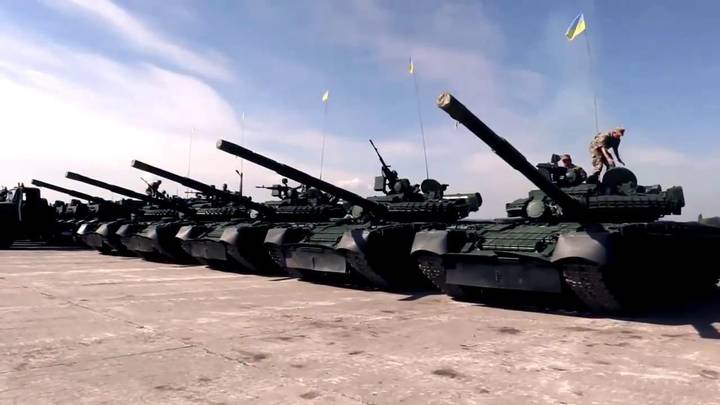 法国将向乌克兰运送数十辆装甲车和轻型坦克，俄罗斯有能力反击吗？