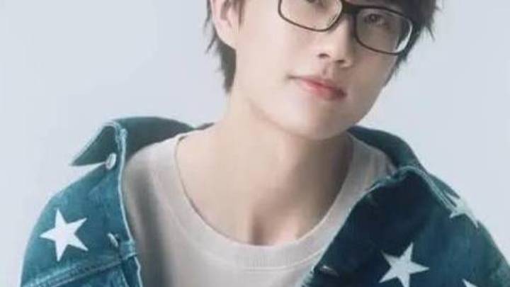 许嵩在音乐节上喊话称最先成熟的麦穗会被e鸟啄食，你相信吗？