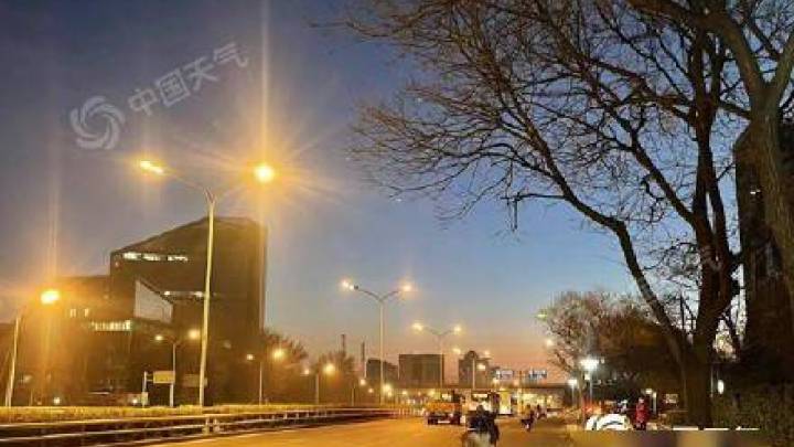 冷空气频繁，北京今天最高温仅3℃，你会因此选择外出旅游吗？