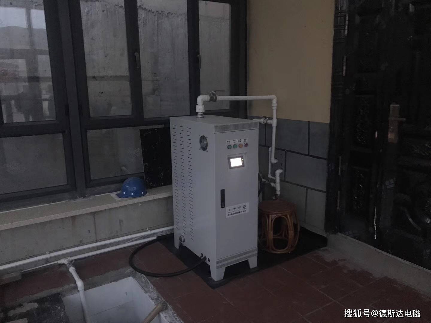 c28608900da24f0eb1e6507dcd8f2418.jpeg