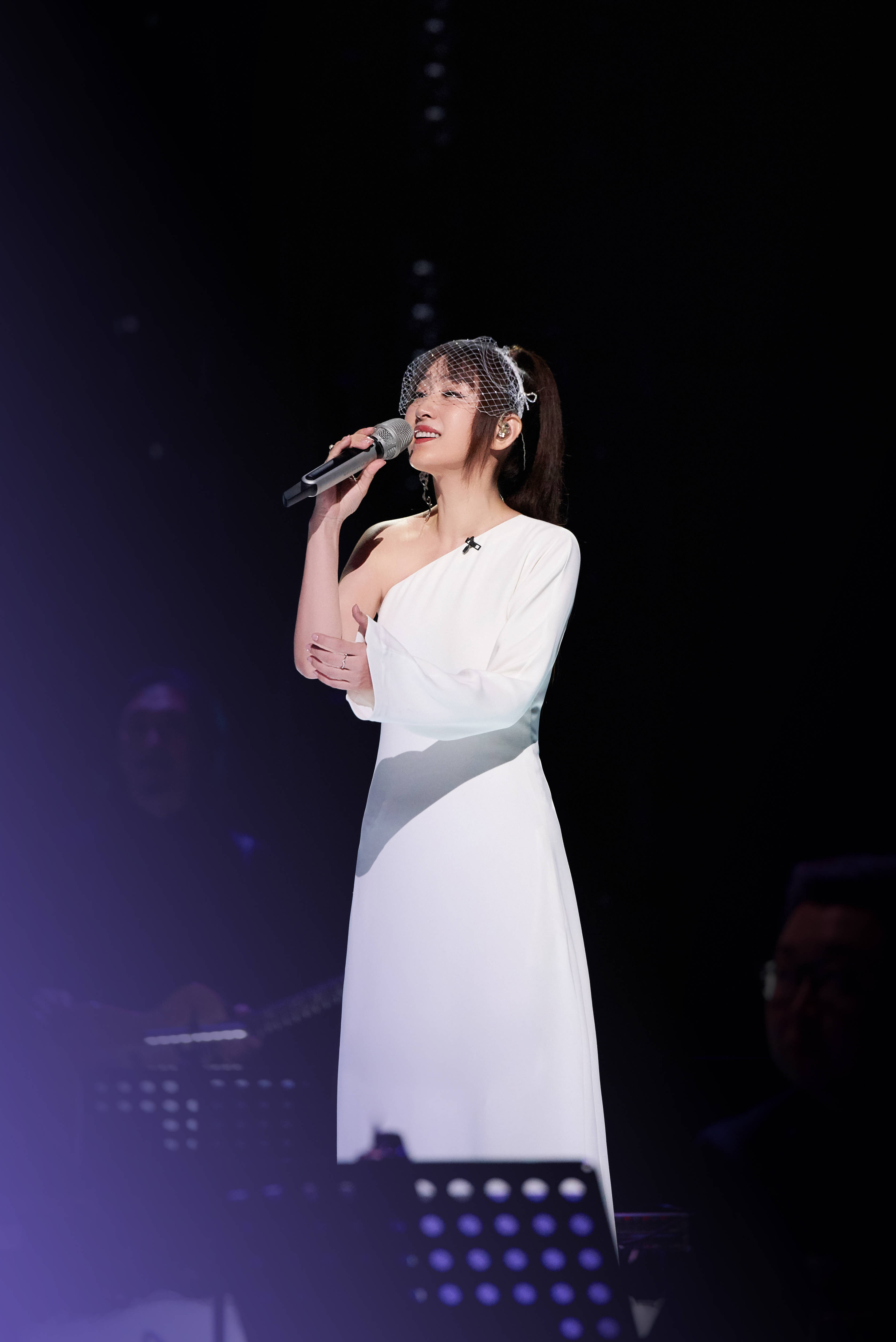 50岁杨钰莹无惧年龄焦虑《姐姐2》谈女团是女性的团结