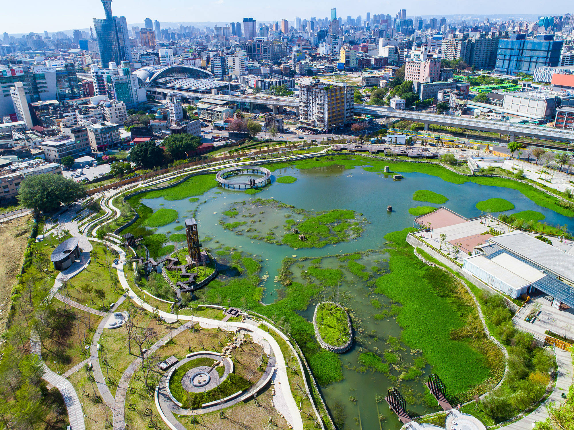 以生态为本的都市再生上典景观吴静宜台中帝国制糖厂涌泉公园横扫国际