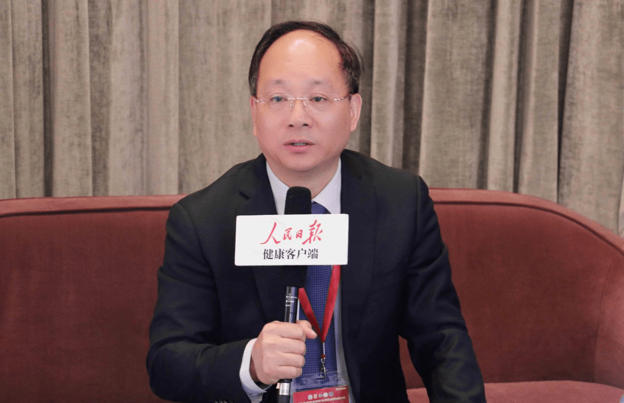 执行主任金震东接受媒体采访中华医学会消化内镜学分会候任主任委员