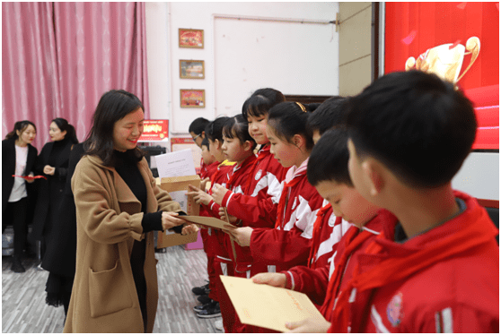 铜仁市儿童文学创作基地第一届征文大赛在逸群小学圆满举行