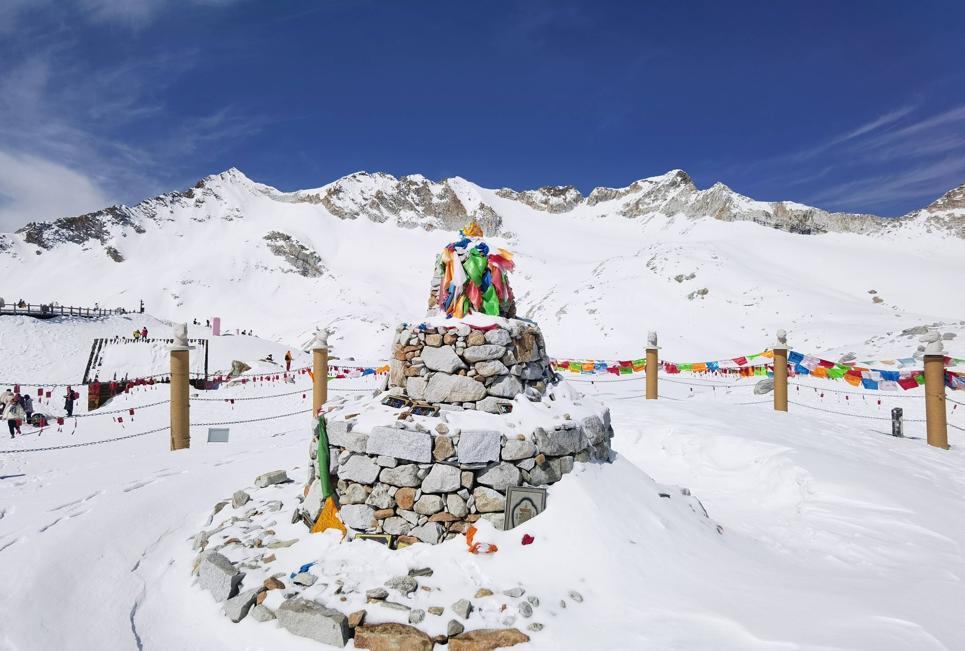 五一假期圆满收官最美冰川人凝心聚力创佳绩