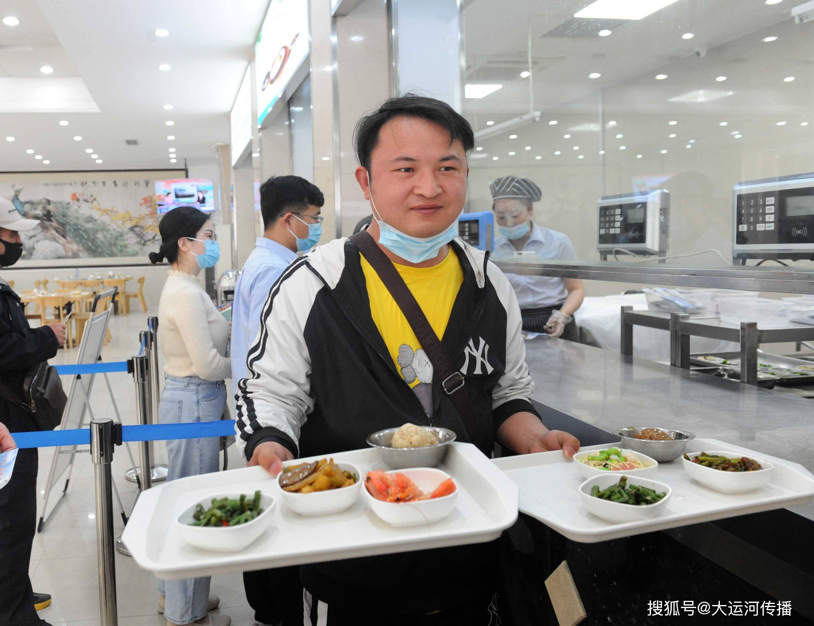 央视点赞运河名城扬州"网红餐厅" 五一"好地方"游客38万人次_食堂