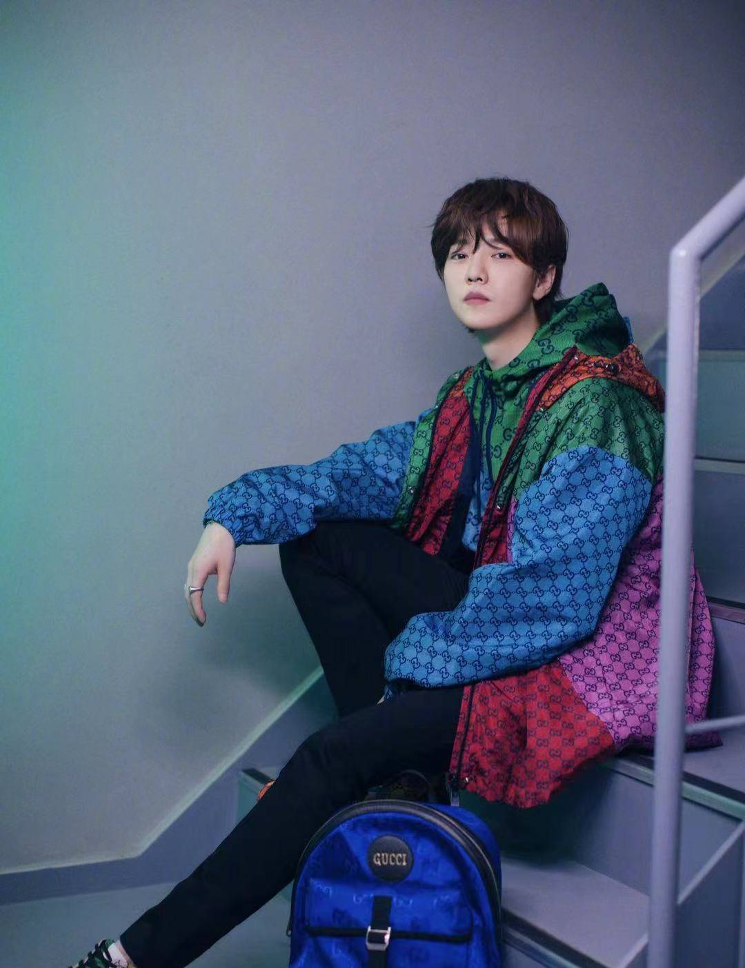 休闲风喜欢学鹿晗穿搭萌萌的很可爱