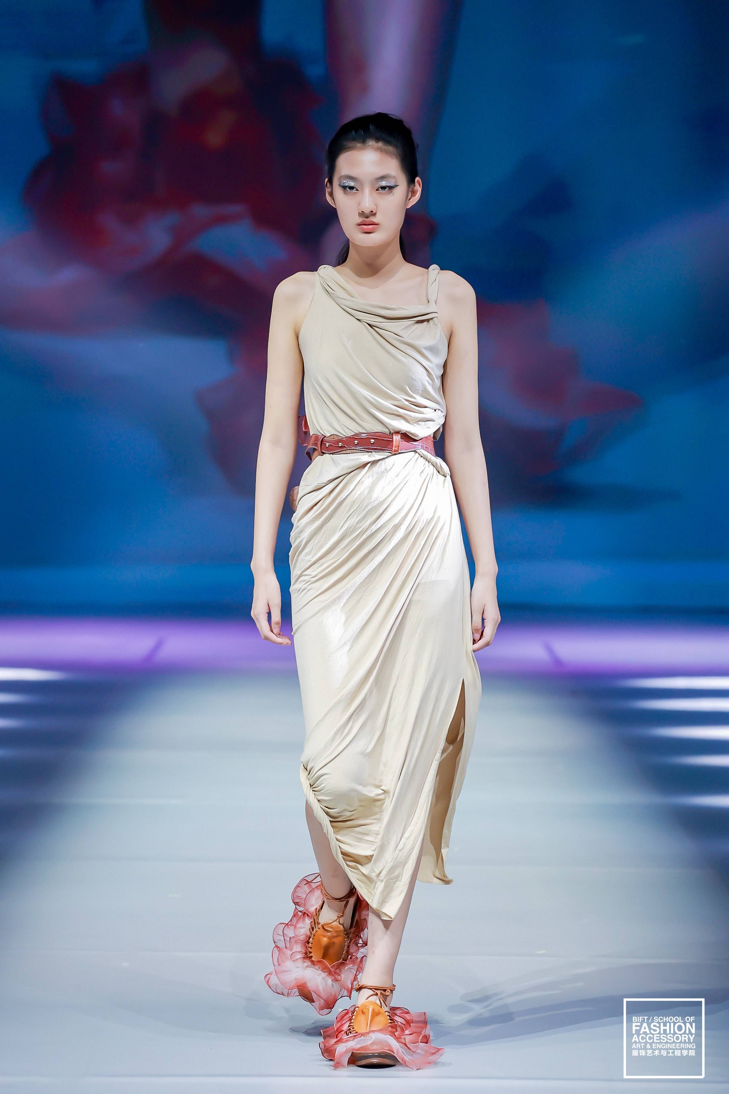 北京服装学院服饰艺术与工程学院毕业设计作品秀暨2022时尚消费与设计