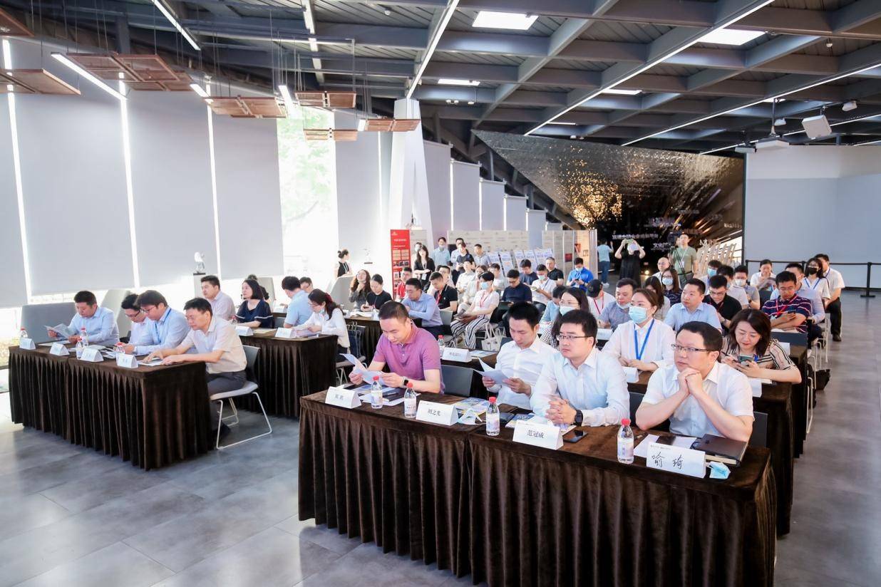 武昌区聚焦“绿色低碳循环”论坛成功举办 清科创业中心落户武汉