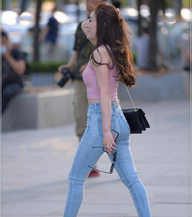 c6bfddeb89624e3fa8fc7043f98324e6.jpeg
