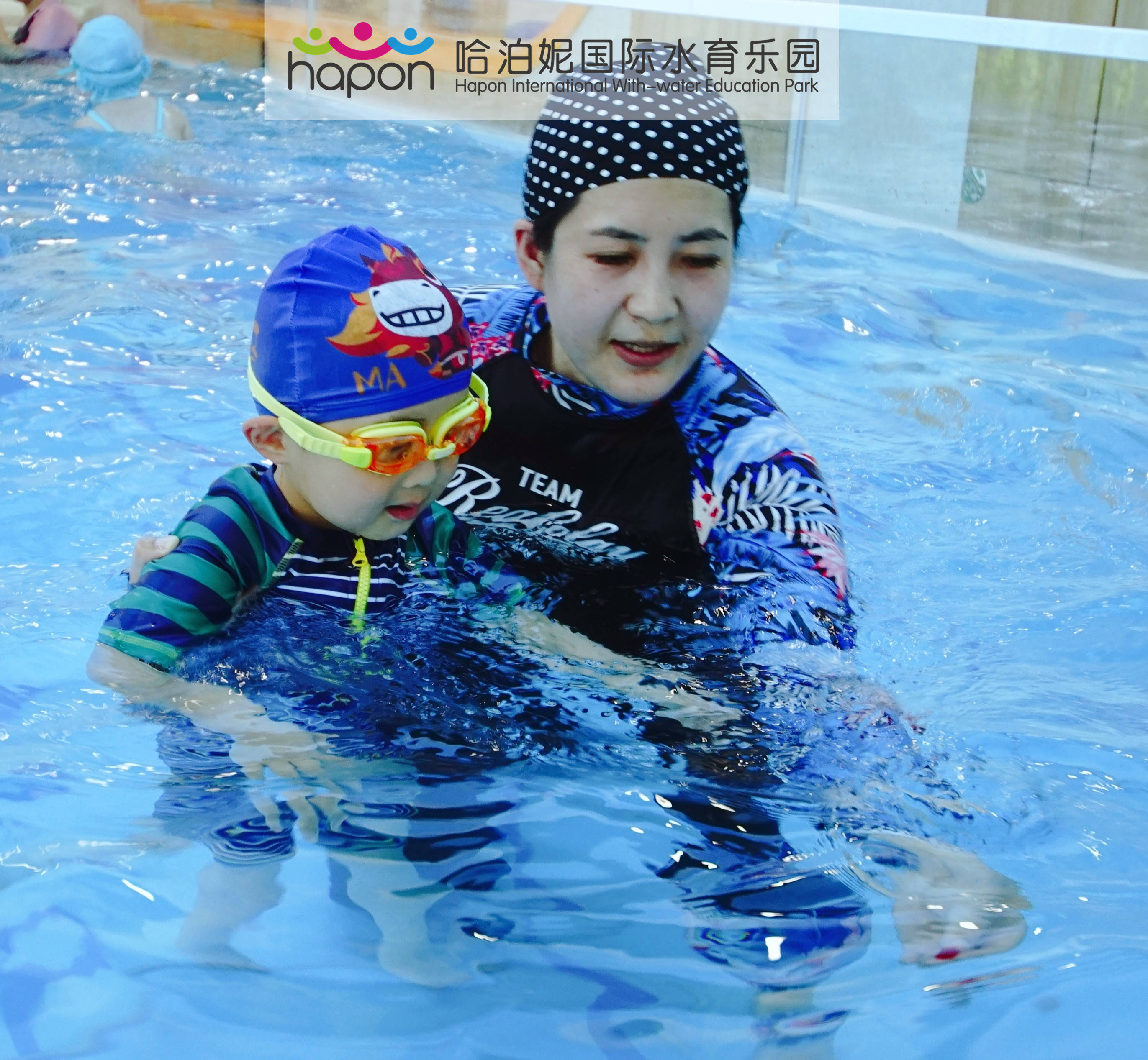 要不要坚持带宝宝上亲子水育早教课程有什么好处