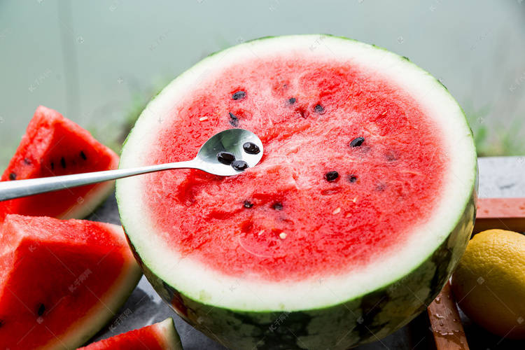 清凉夏日水果争霸哪个是你心中的解渴良果