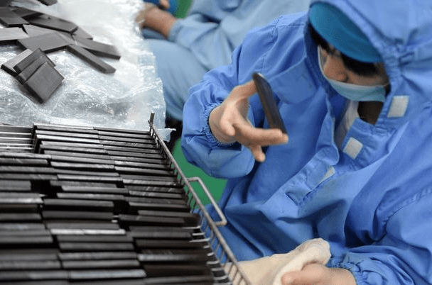 功效|桑葚酒的功效作用，滋阴补血，女人喝桑葚酒的好处多！