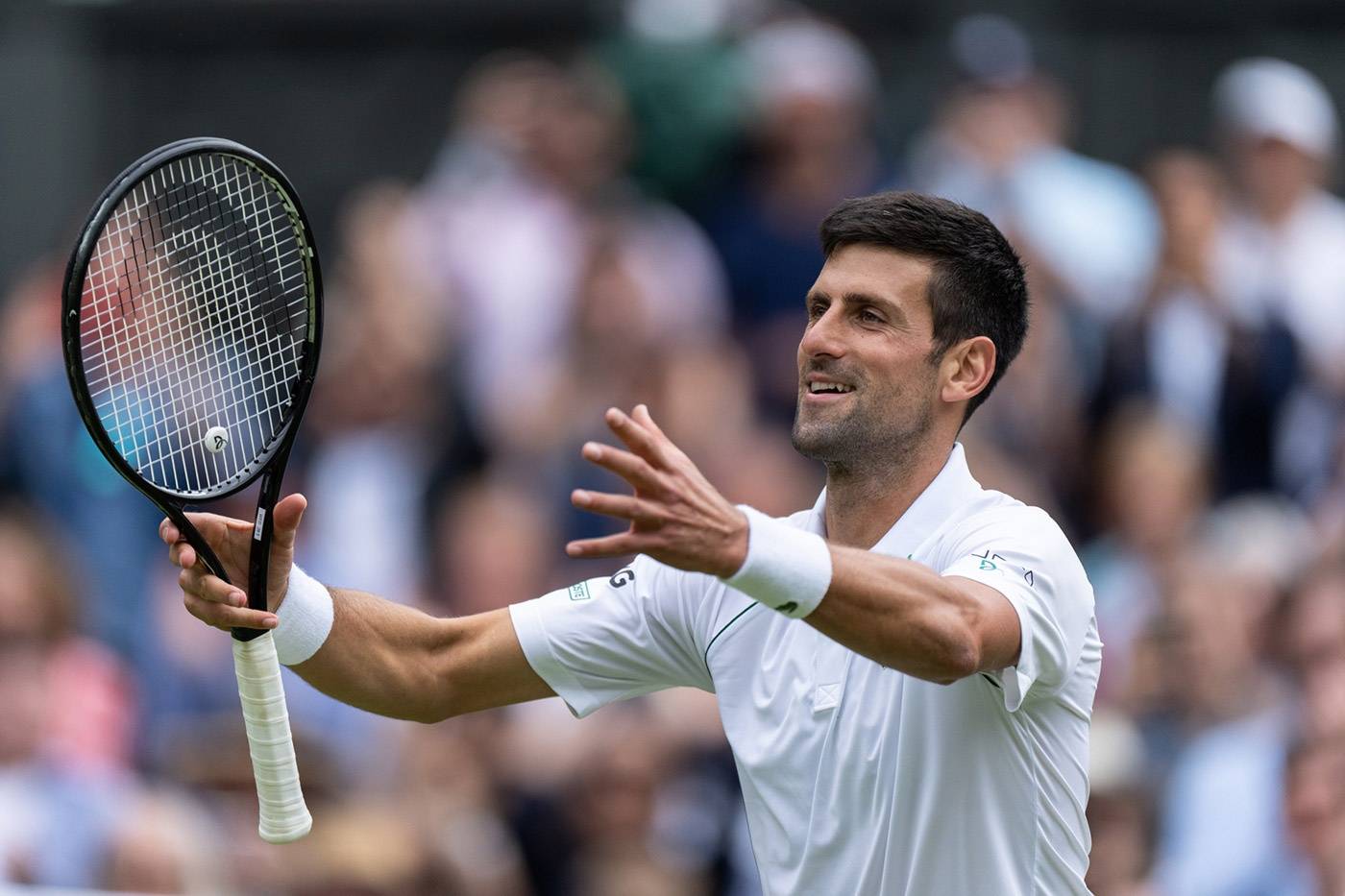 高清温网德约30胜黑马晋级四强举双手微笑庆祝