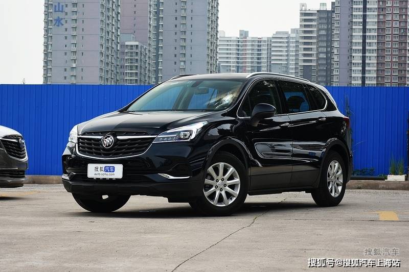 别克昂科威采用别克suv家族最新设计语言,外观更显硬朗大气.