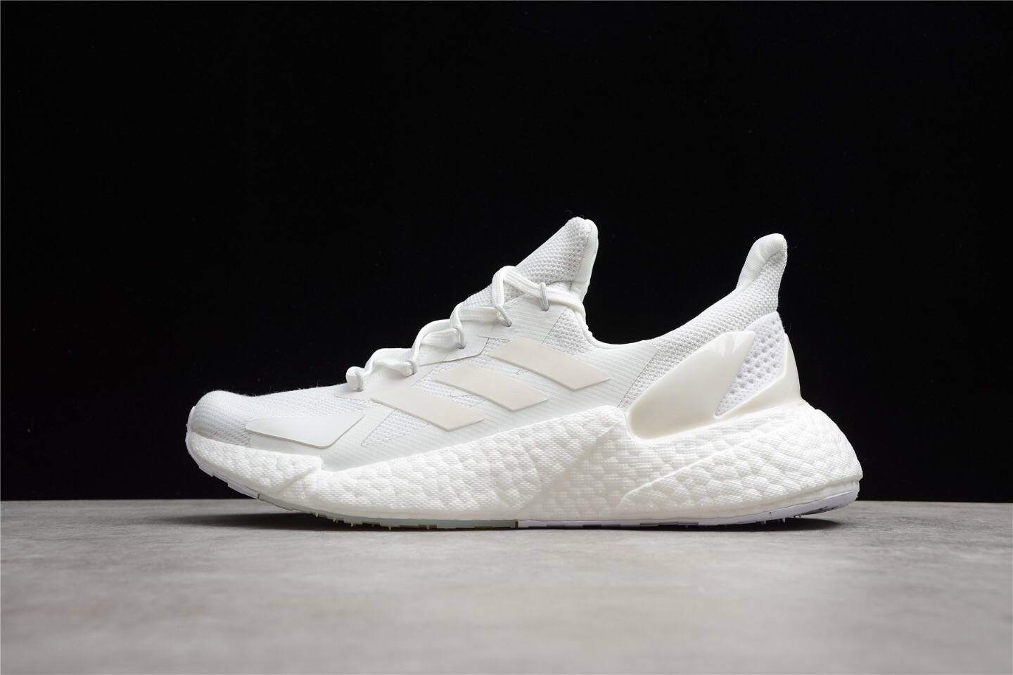 后掌|阿迪达斯 Adidas X9000L4 Boost 复古机能风缓震跑鞋